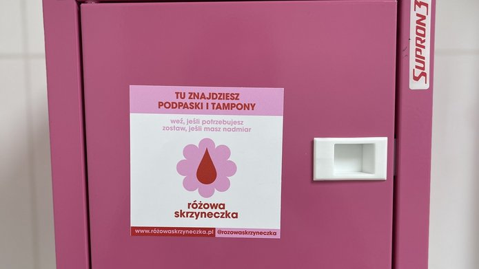 różowa skrzyneczka
