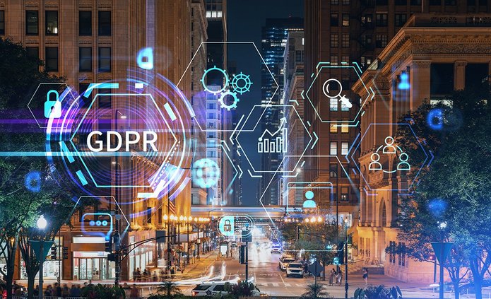 Cyfrowy interfejs na tle miasta.