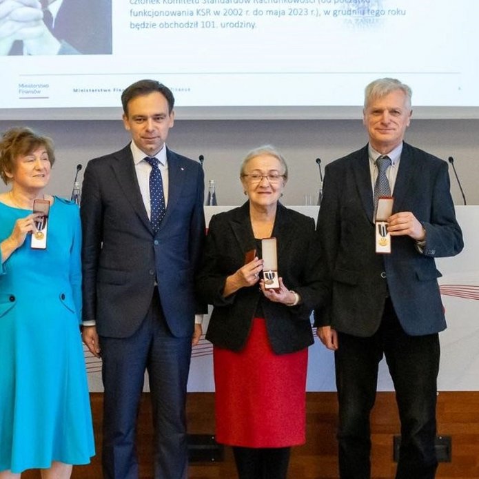 Odznaczenie dla prof. Ignatowskiego, źródło Gov.pl