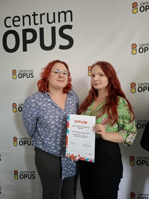 Małgorzata Francuz i Karolina Nowakowska