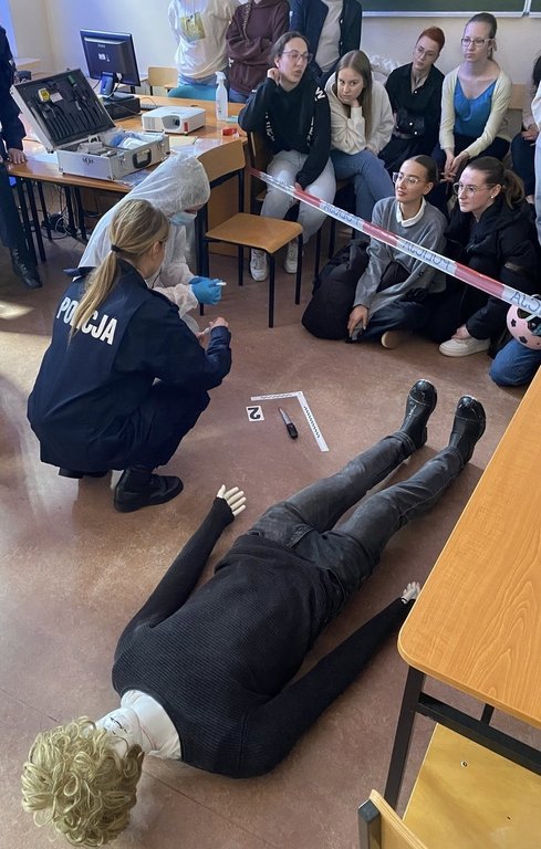 krew, dowody i nauka