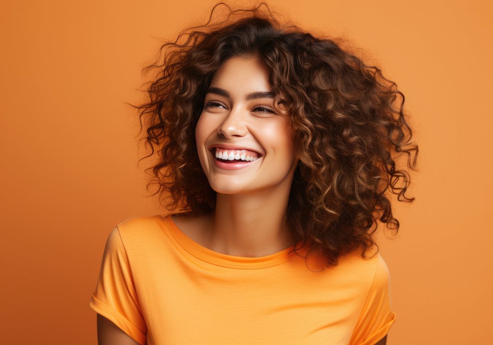 uśmięchnieta dziewczyna