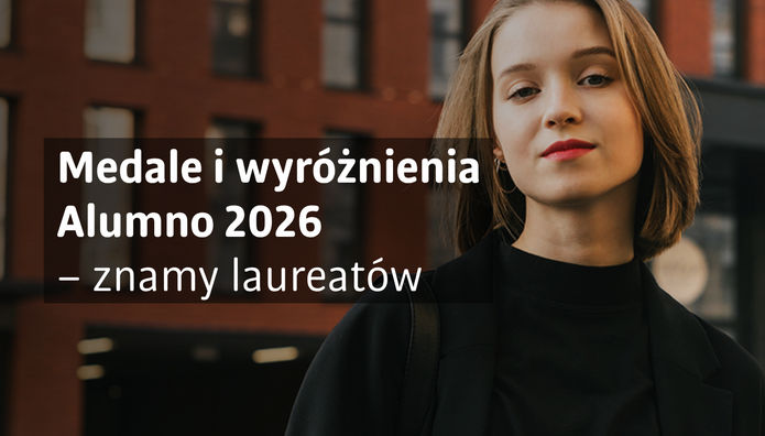 Grafika promocyjna Uniwersytetu Łódzkiego przedstawiająca młodą kobietę stojącą na tle ceglanego budynku. Po lewej stronie widnieje hasło „Uwolnij umysł” oraz główny komunikat: „Najlepsi studenci UniLodz wybrani!”. Poniżej znajduje się informacja: „Poznaliśmy laureatki i laureatów prestiżowego wyróżnienia Universitas Lodziensis Alumno Laude Dignissimo za wybitną działalność.” W lewym dolnym rogu widoczne jest logo Uniwersytetu Łódzkiego.