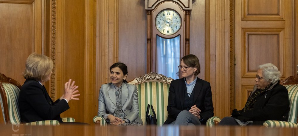 Discussions at the Biedermann’s Palace