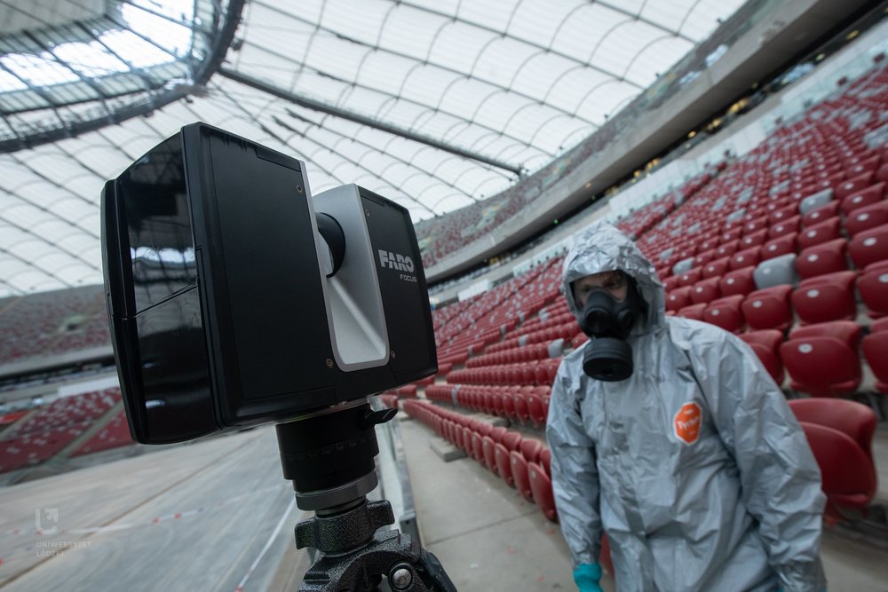 cwiczenia sluzb na stadionie narodowym