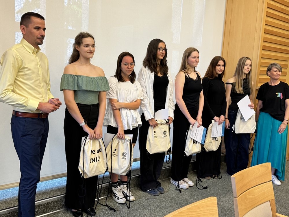 Uczestnicy Laboratorium Innowacji w Sali Senatu UŁ