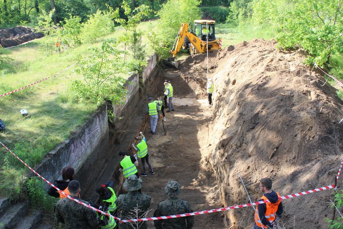 prace podczas wykopalisk