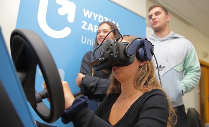 Simulators used during classes with Logistics in Business students