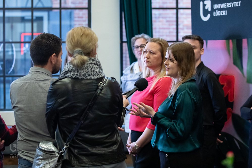 uczestnicy briefingu