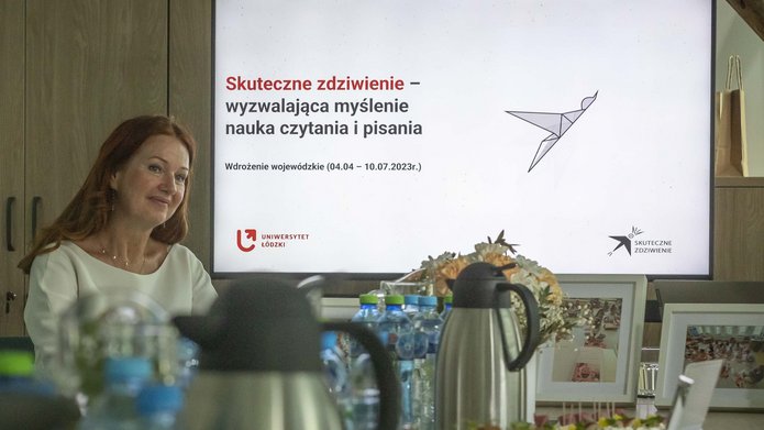 prof. Monika Wiśniewska-Kin podczas prezentacji wyników wdrożenia projektu