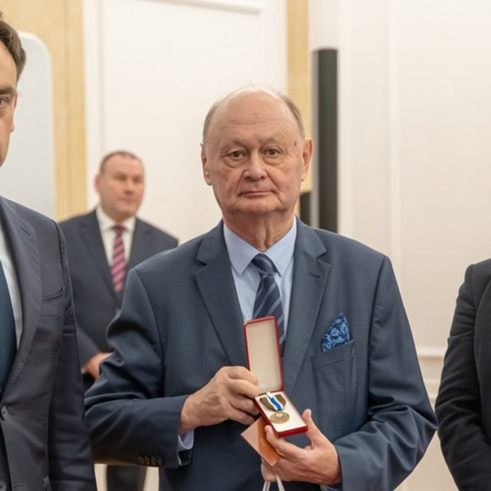 Prof. dr hab. Włodzimierz Nykiel