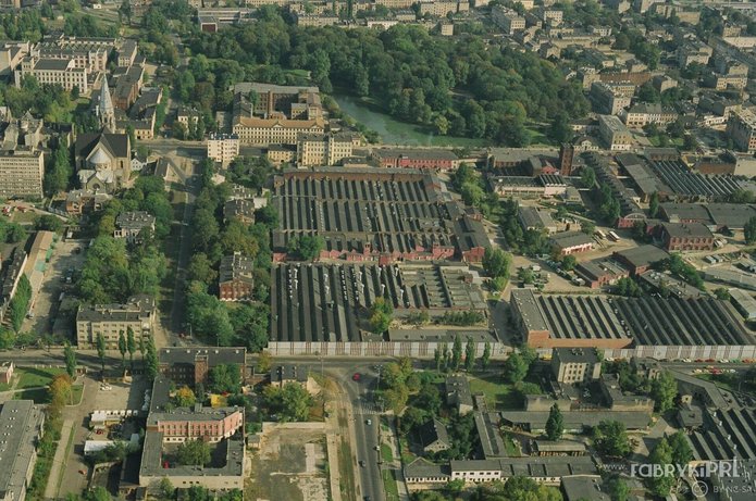 a photo of a bird's eye view of a factory