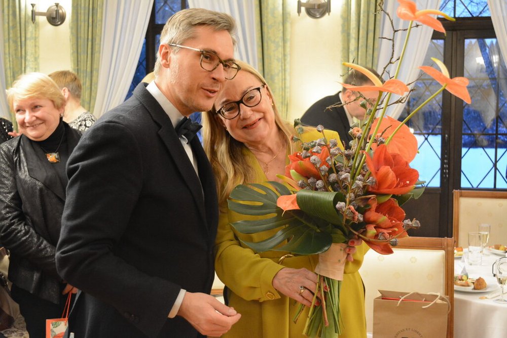 Nagroda dla prof. Jolanty Młodawskiej-Bronowskiej