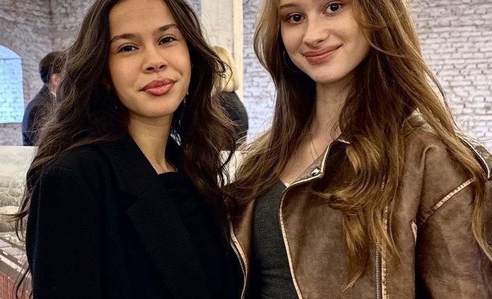 Studentki UŁ Zohra Bouaouda i Wiktoria Jankowska