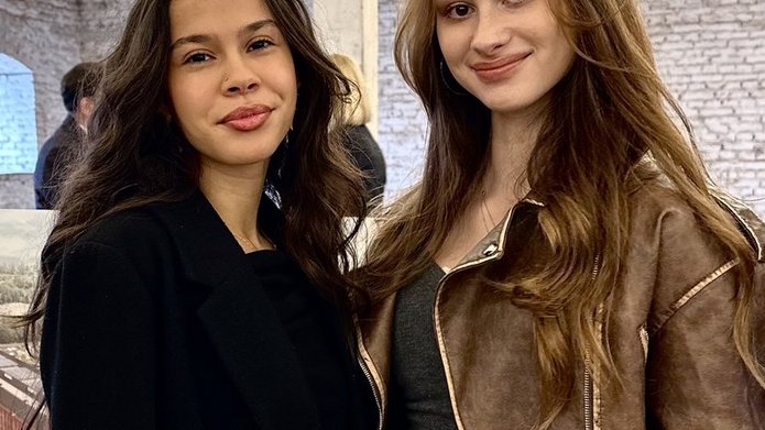 Studentki UŁ Zohra Bouaouda i Wiktoria Jankowska