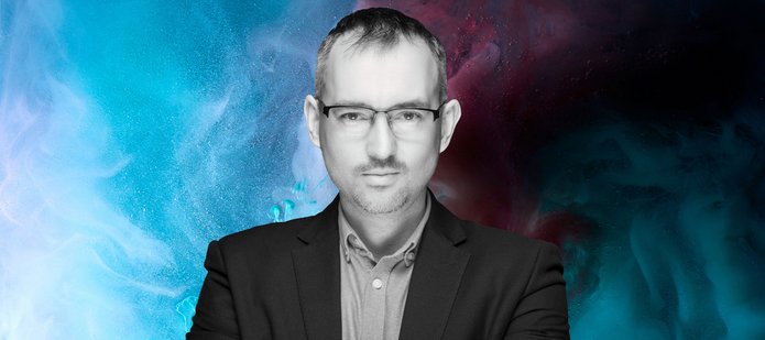 Zdjęcie portretowe dr hab. Łukasza Półtoraka 