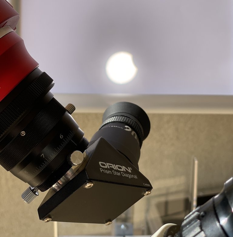 częściowe zaćmienie Słońca