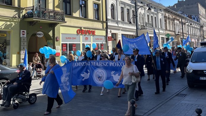 zdjęcie z marszu pokoju