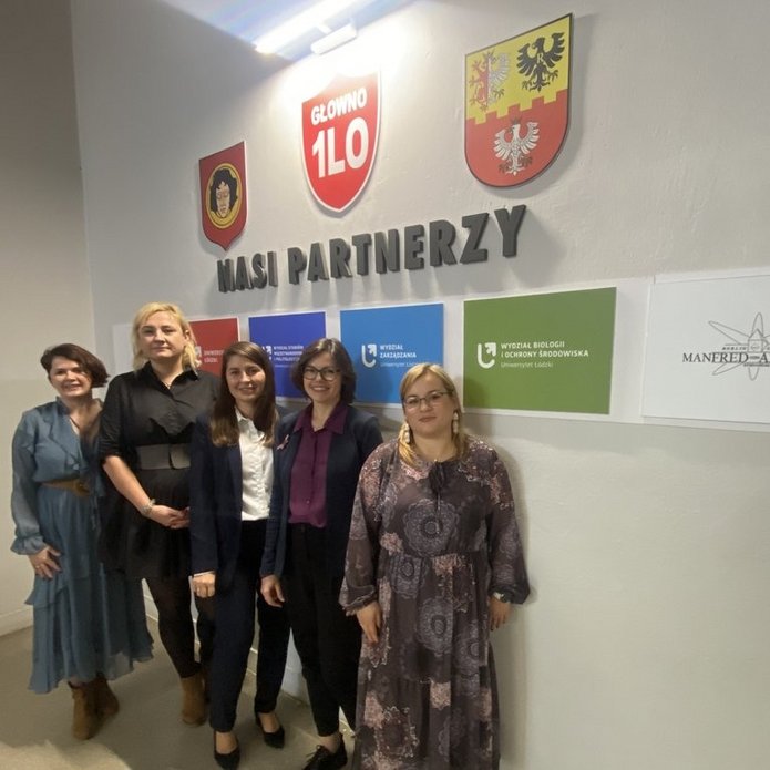 nauczycielki z LO Głowno i przedstawicielka WZ UŁ