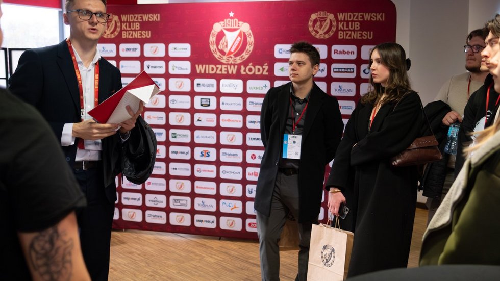 Journalism students at the University of Lodz at the Widzew Łódź stadium
