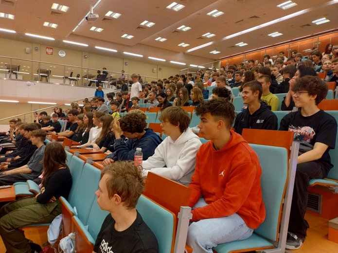 participants of the science picnic sitting in the Assembly Hall