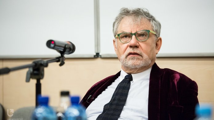 Prof. Weiner na sali wykładowej