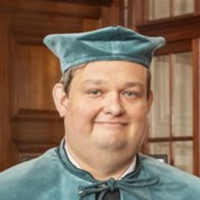 dr hab. Kamil Śmiechowski