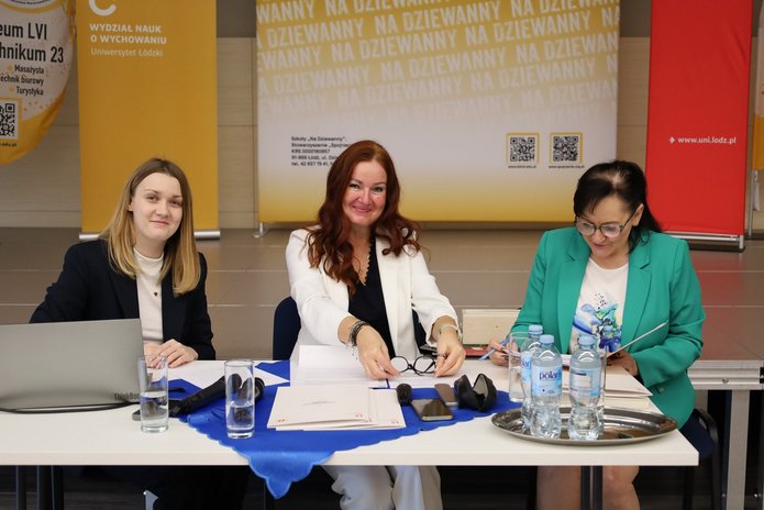 "Effective surprise. We trigger thinking" project