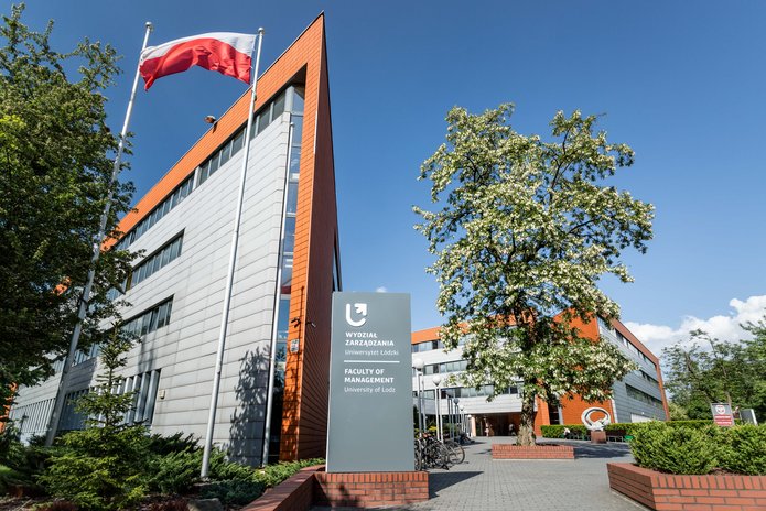 Budynek Wydziału Zarządzania UŁ