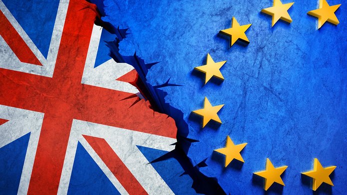 flagi Wielkiej Brytanii i Unii Europejskiej