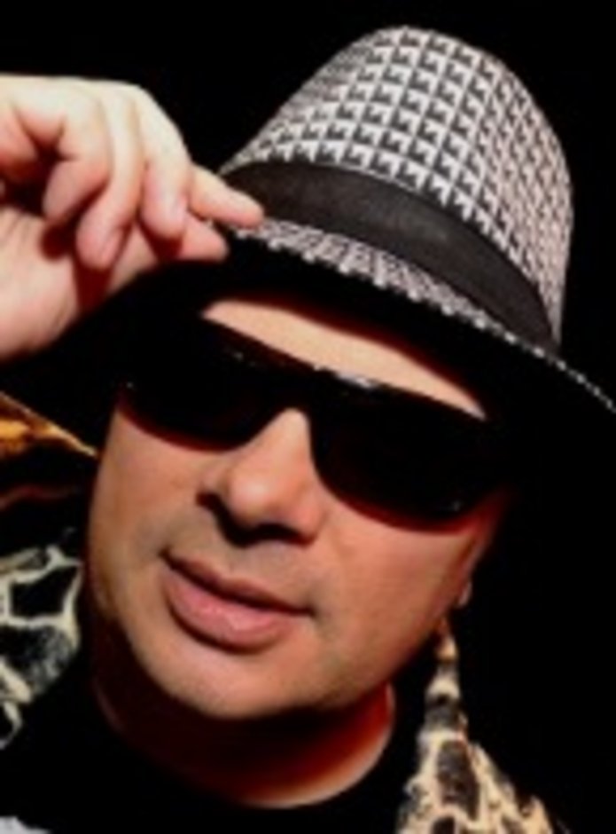 portret Krzysztofa Skiby