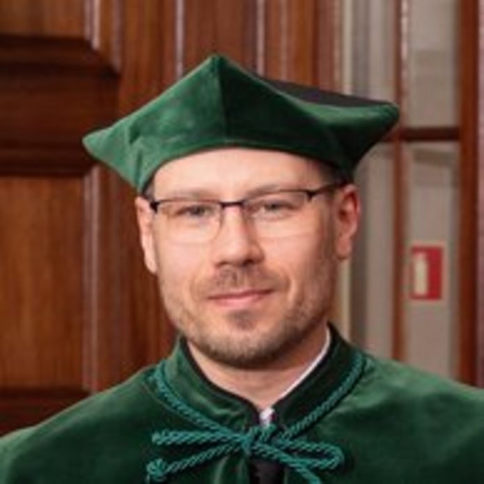 dr hab. Tomasz Kowalczyk