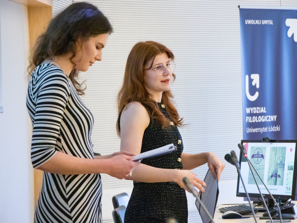 Uczestniczki projektu w trakcie prezentacji jego efektów