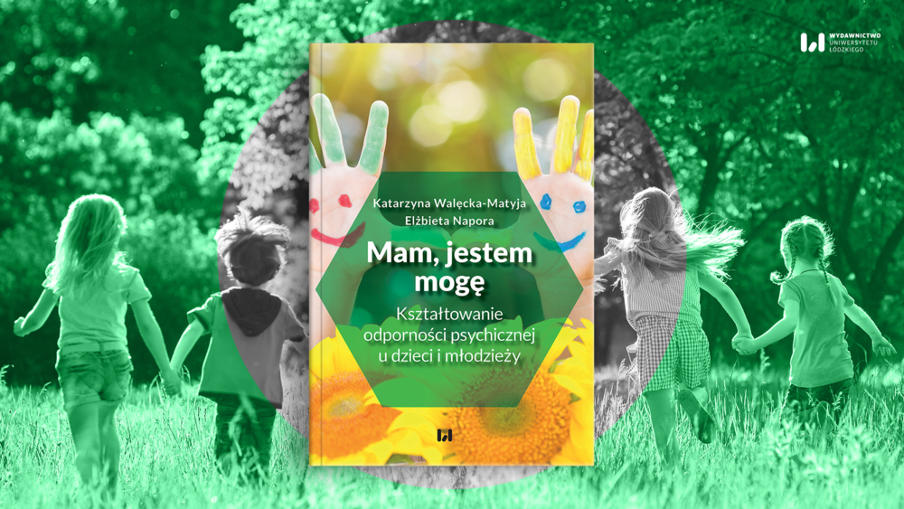 Grafika z okładką książki, w tle bawiąca się dzieci