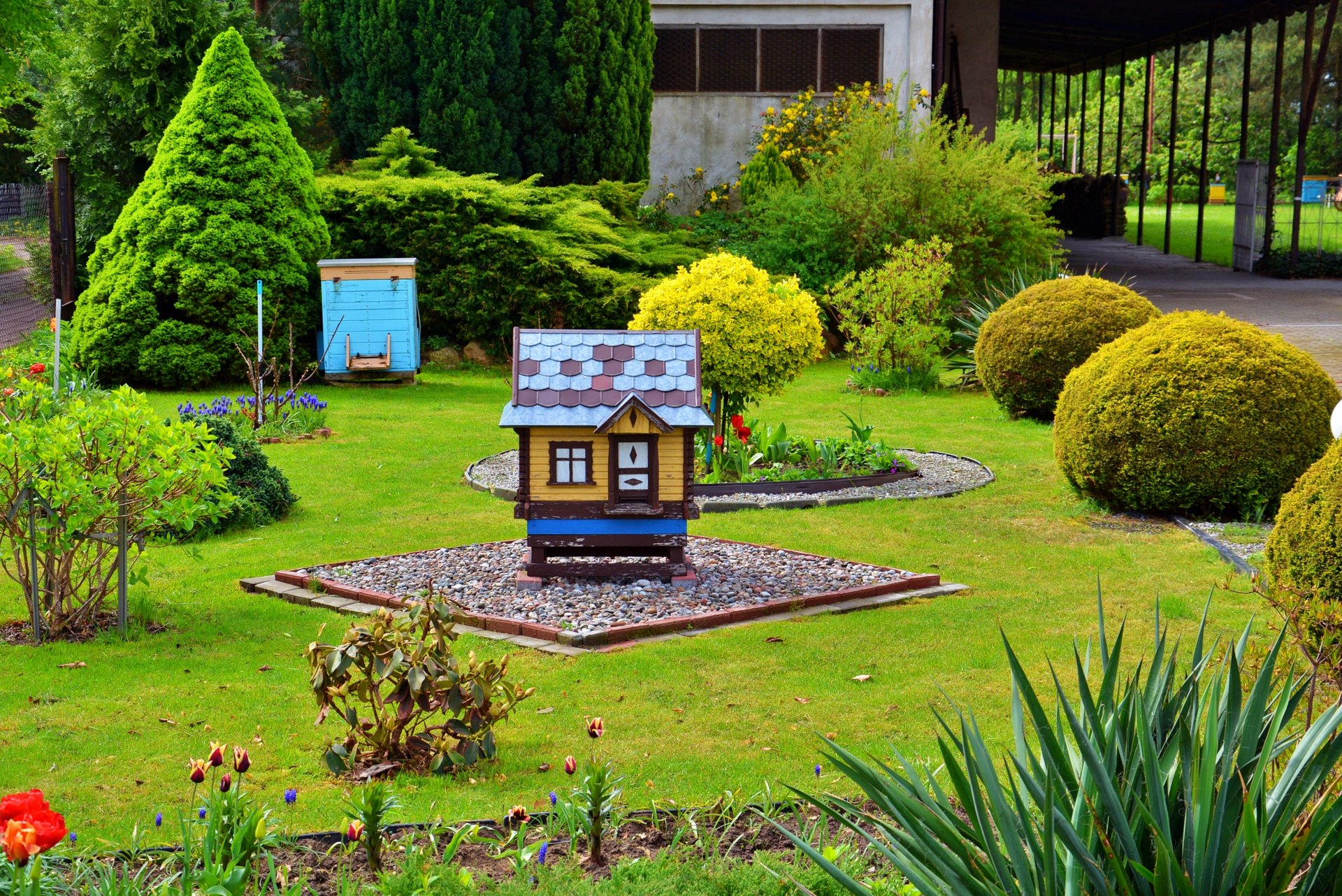 Rząśnik - a bee hive