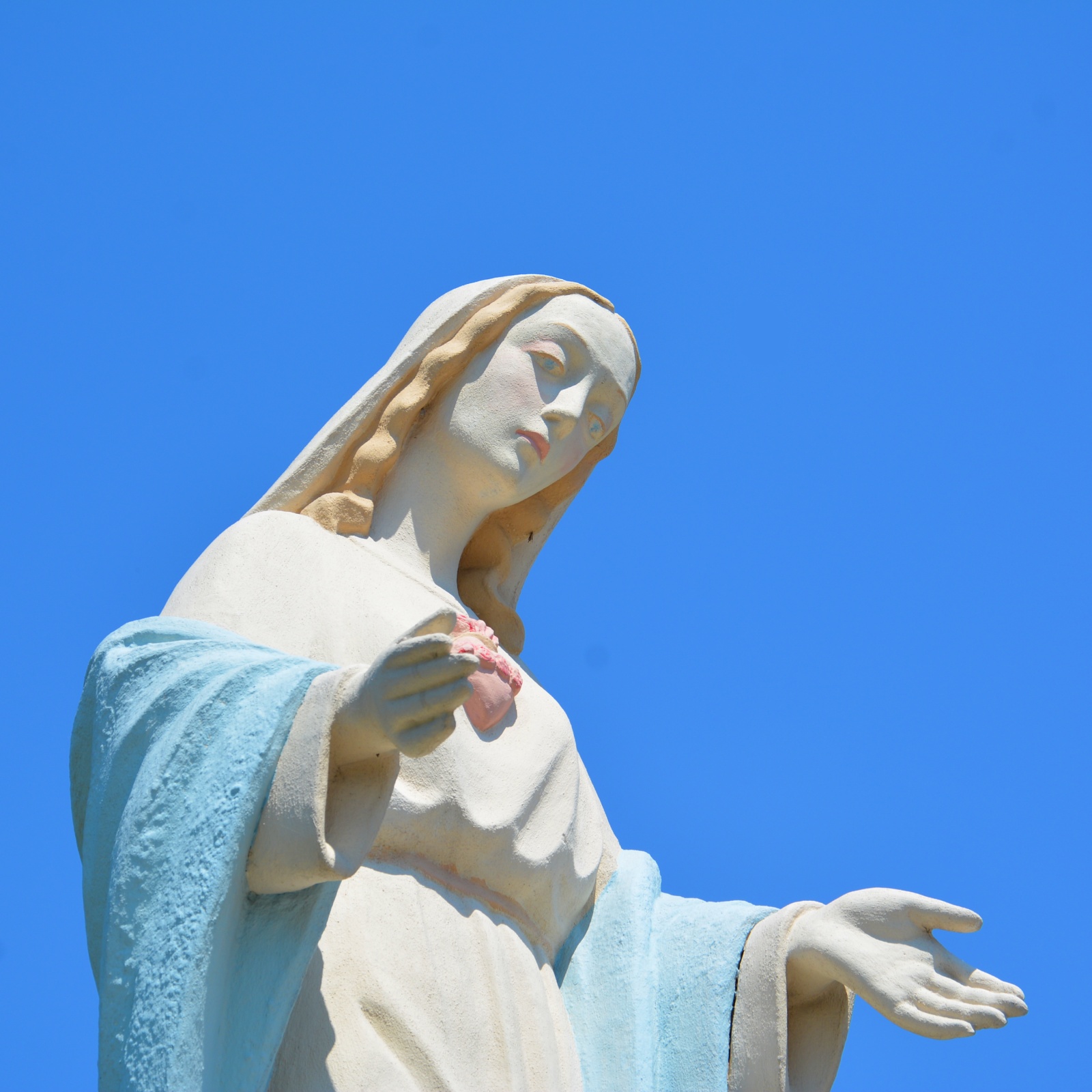 the statue of Blessed Virgin Mary