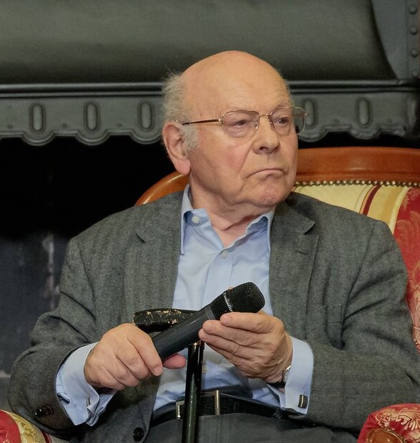 Prof. Krzysztof Pomian