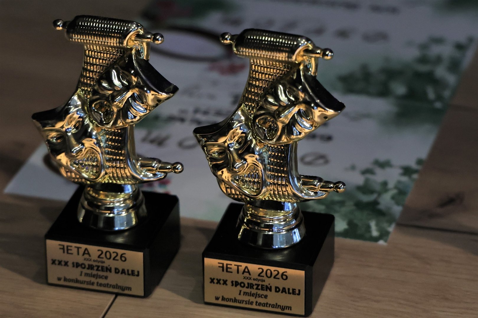statuetki XXX Festiwalu Ekspresji Twórców Amatorów 