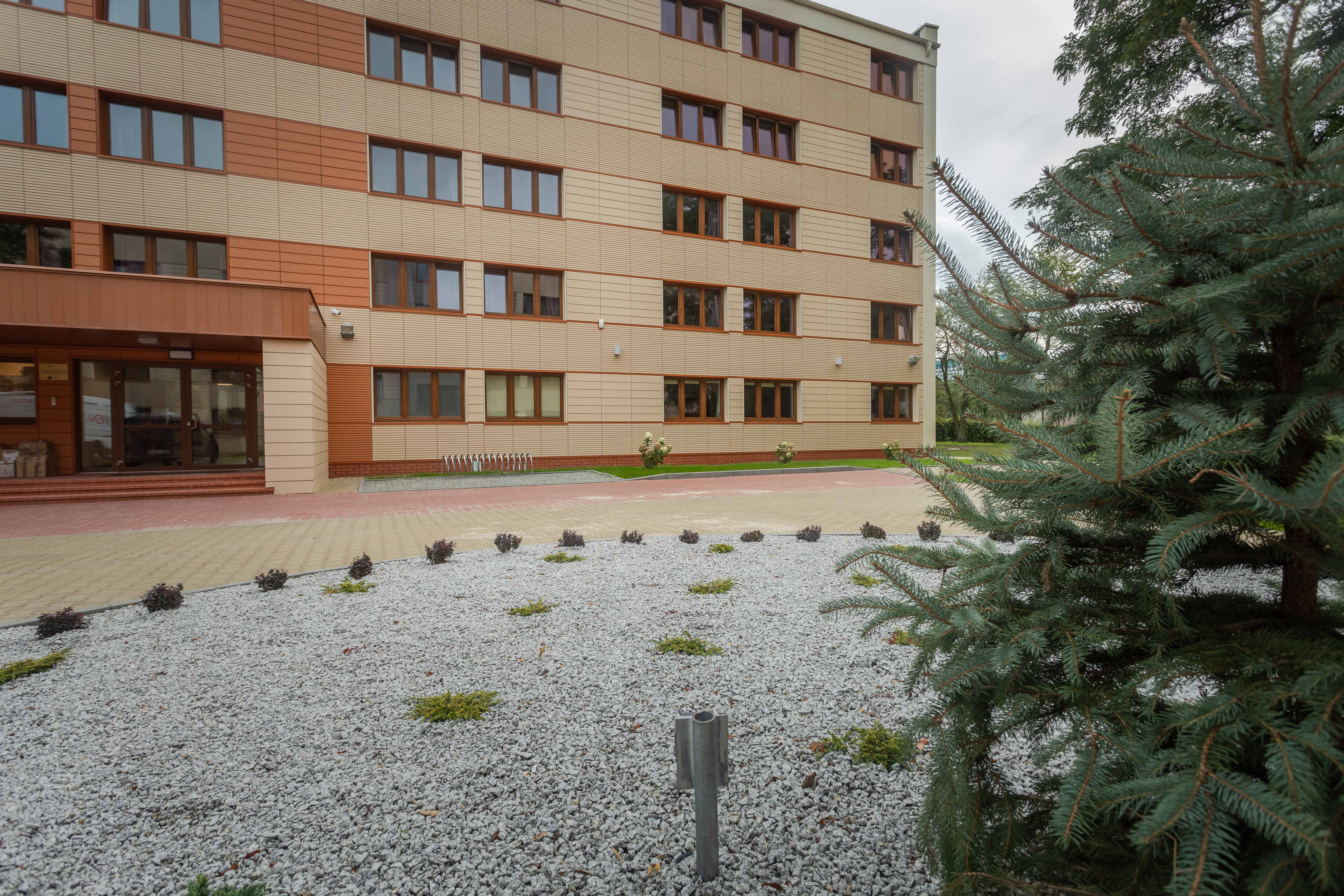 Zdjęcie przedstawiające budynek IX Domu Studenckiego UŁ