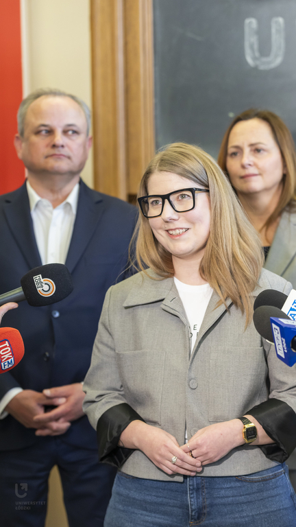 "Stop discrimination": Anna Rolczak, Deputy Chancellor at the University of Lodz giving an interview