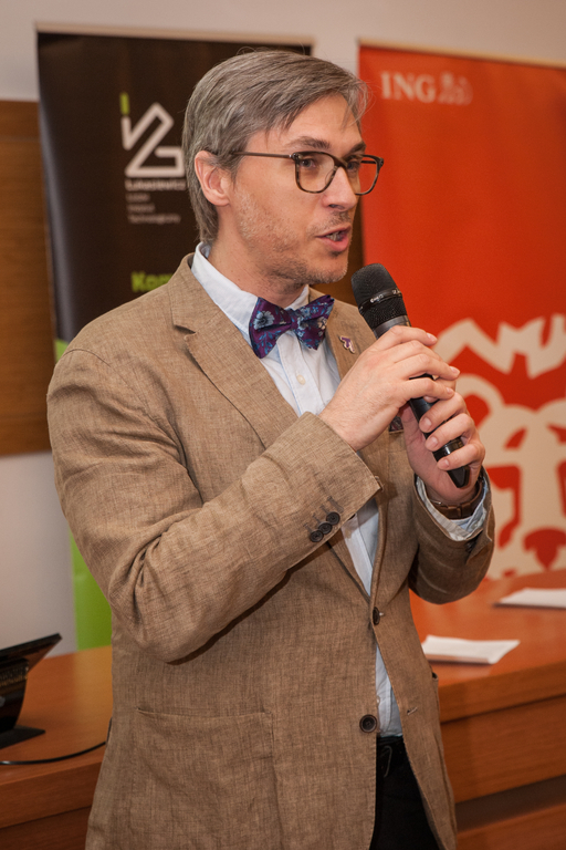 Laureaci i jurorzy konkursu EksocStartUP!