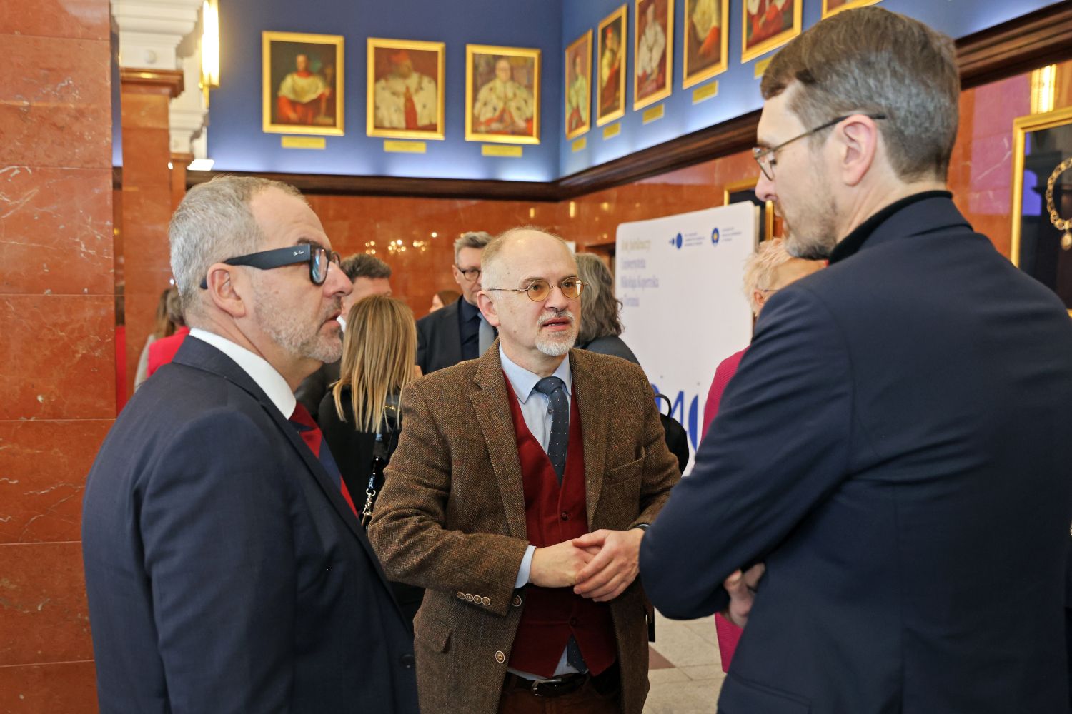 The University of Lodz Rector during a break in the KRUP meeting