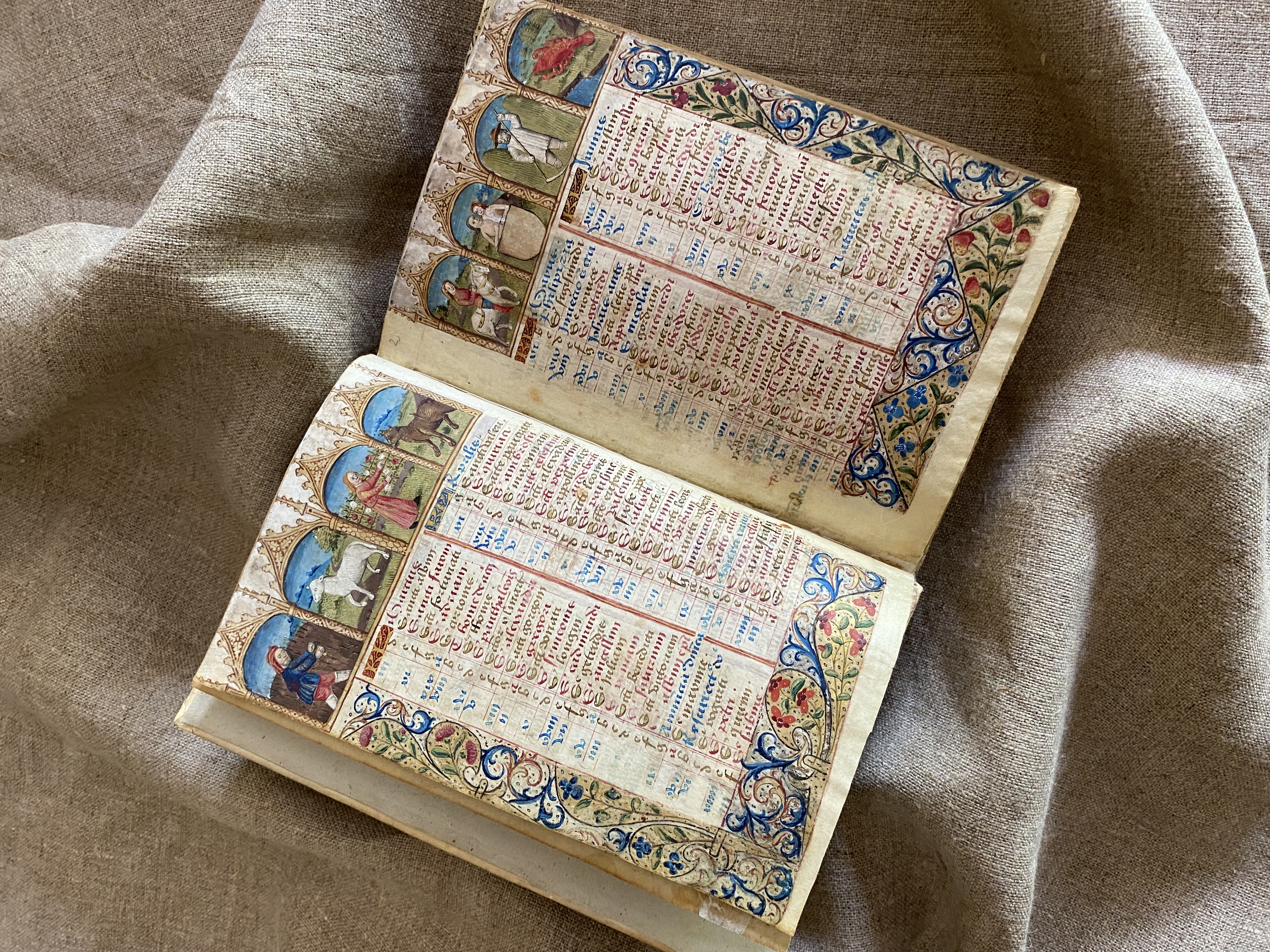 prezentowane rękopisy