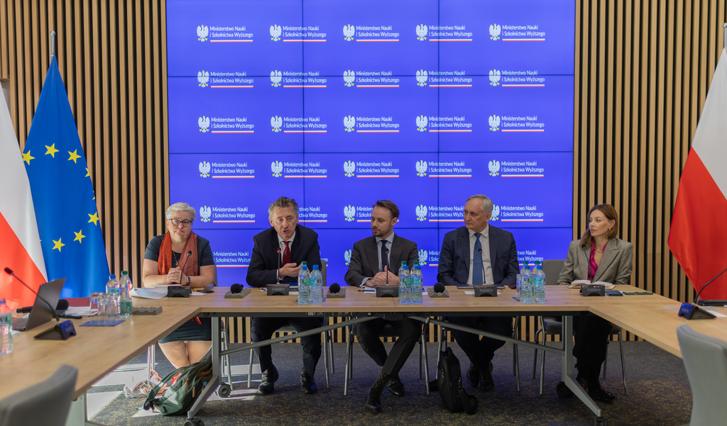 Minister nauki na UŁ