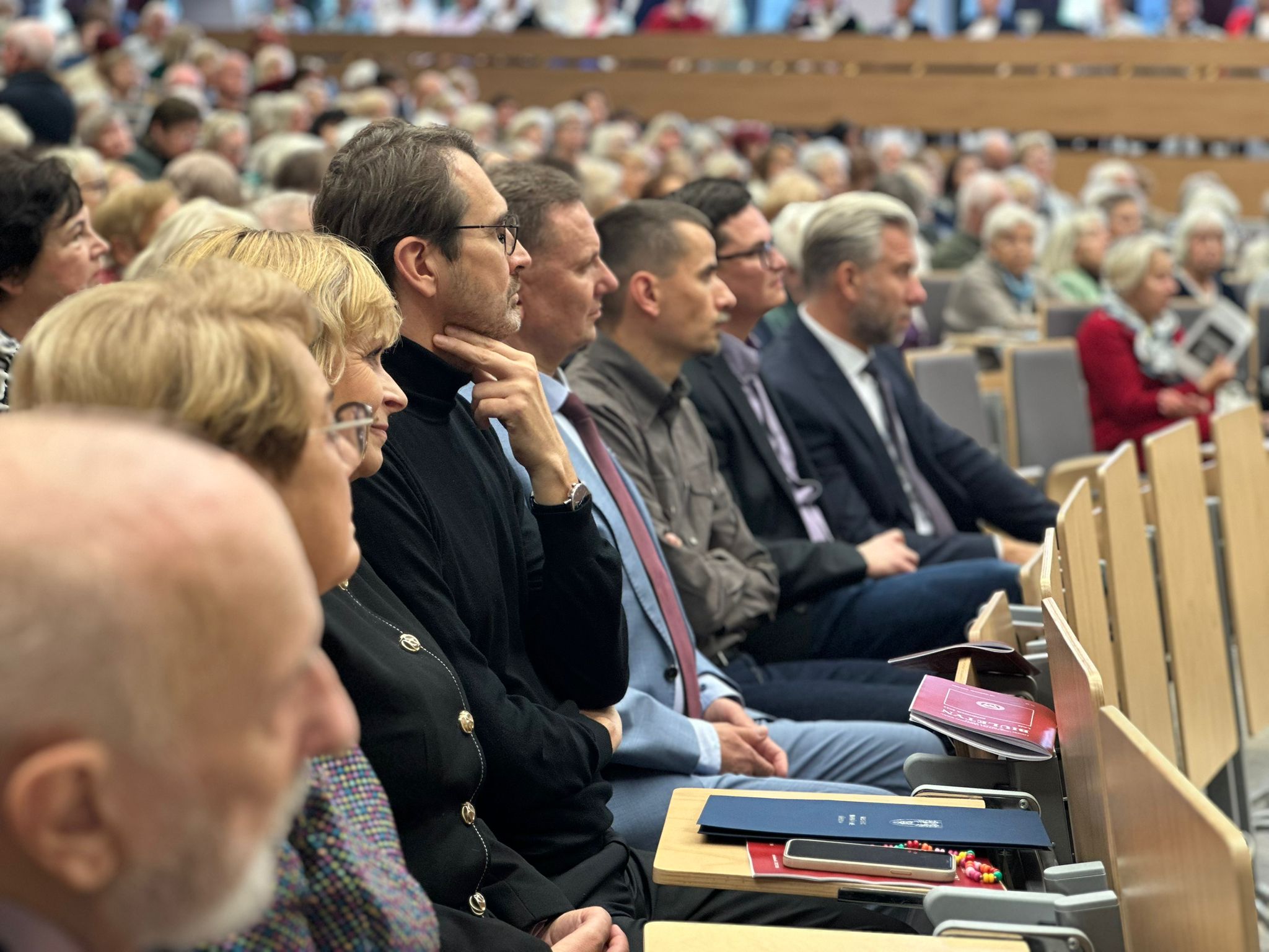 Kolegium Rektorskie UŁ podczas inauguracji roku akademickiego Łódzkiego Uniwersytetu Trzeciego Wieku 2025/2026