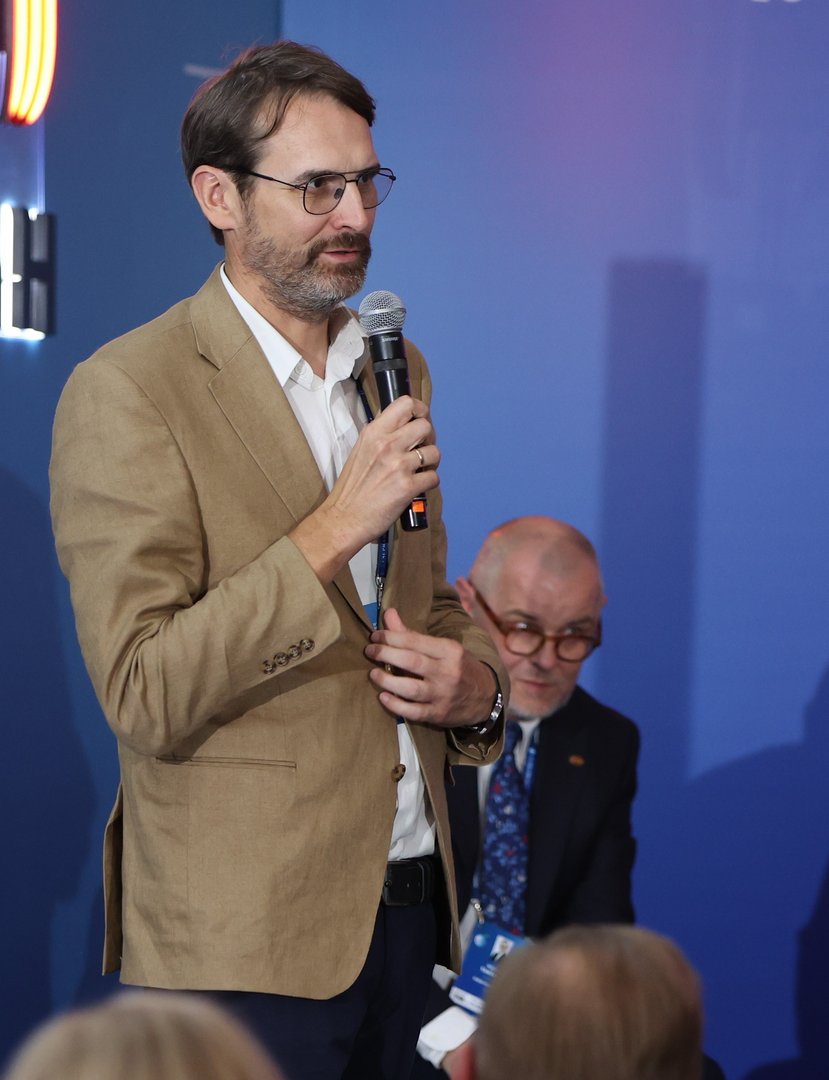 Prof. Rafał Matera, Rector of the University of Lodz summing up the debate